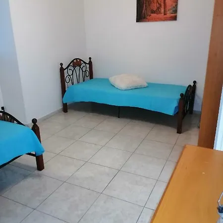 Alekas Pool And Garden Tatil Evi Pafos
